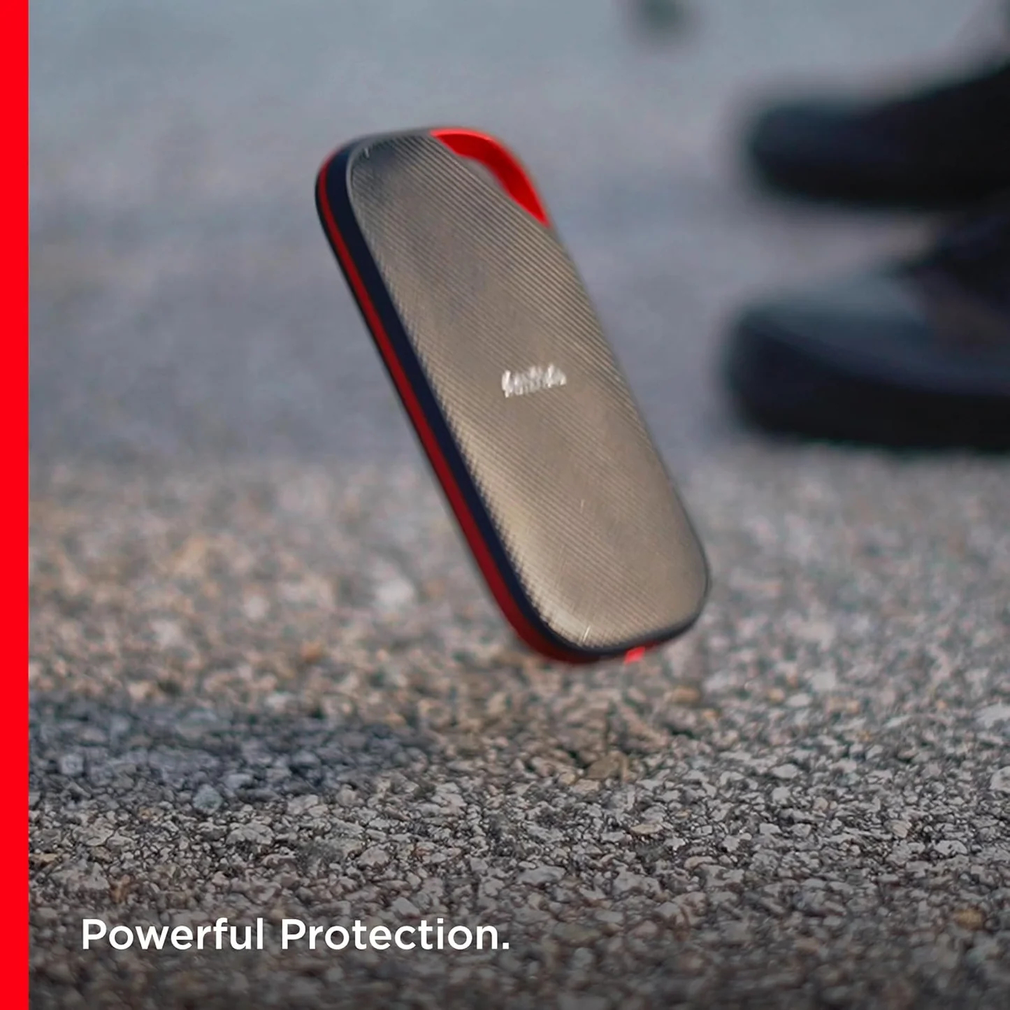 يتميز محرك الأقراص الصلبة المحمول SanDisk Extreme PRO بواجهة USB 4.0، وسرعات قراءة تصل إلى 3800 ميجابايت/ثانية وسرعات كتابة تصل إلى 3700 ميجابايت/ثانية، وتوافق مع الإصدارات السابقة من واجهات USB 3.2 و